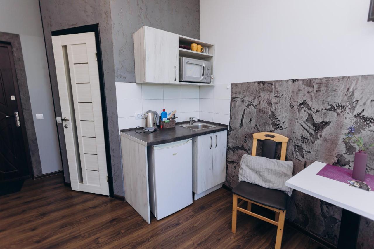 Нові Apartments Біля Жд Вокзалу Ivano-Frankivsk Exterior foto